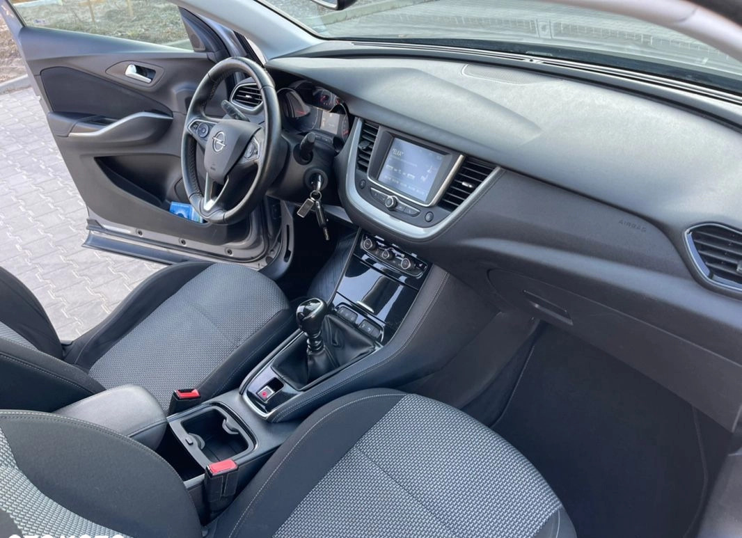 Opel Grandland X cena 68900 przebieg: 107000, rok produkcji 2017 z Leszno małe 436